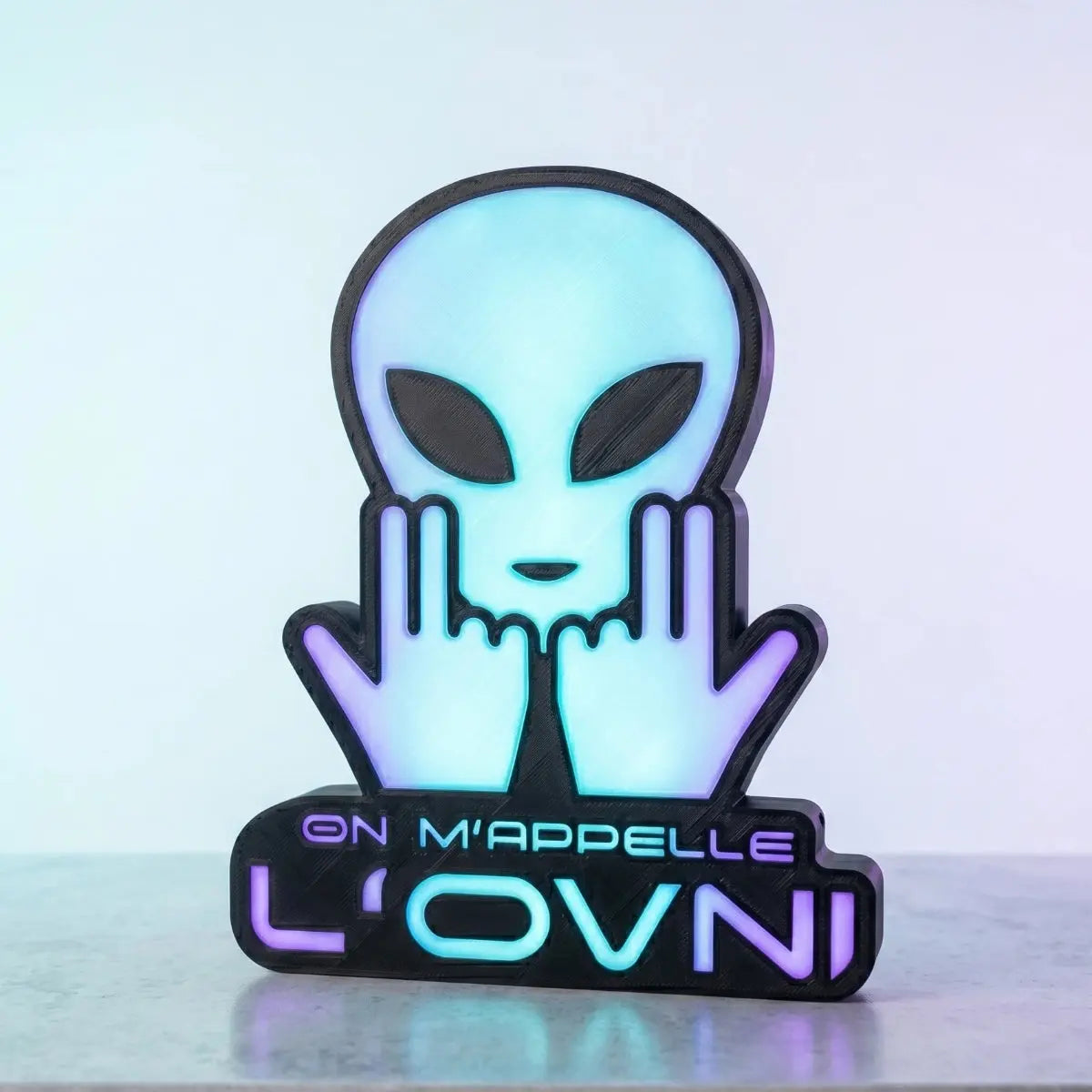 Lampe LED OVNI JUL Collector RGB – Déco Rap Marseille LampeGeek