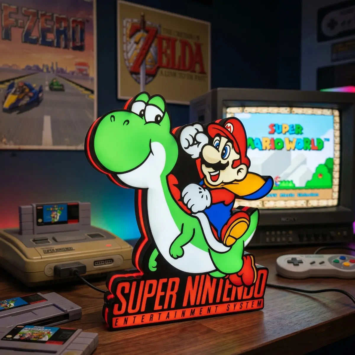 Lampe LED Mario et Yoshi de collection de LampeGeek, illustrant les personnages dans un design coloré et détaillé.