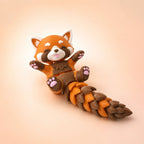 Kumo – Panda roux articulé kawaii - LampeGeek