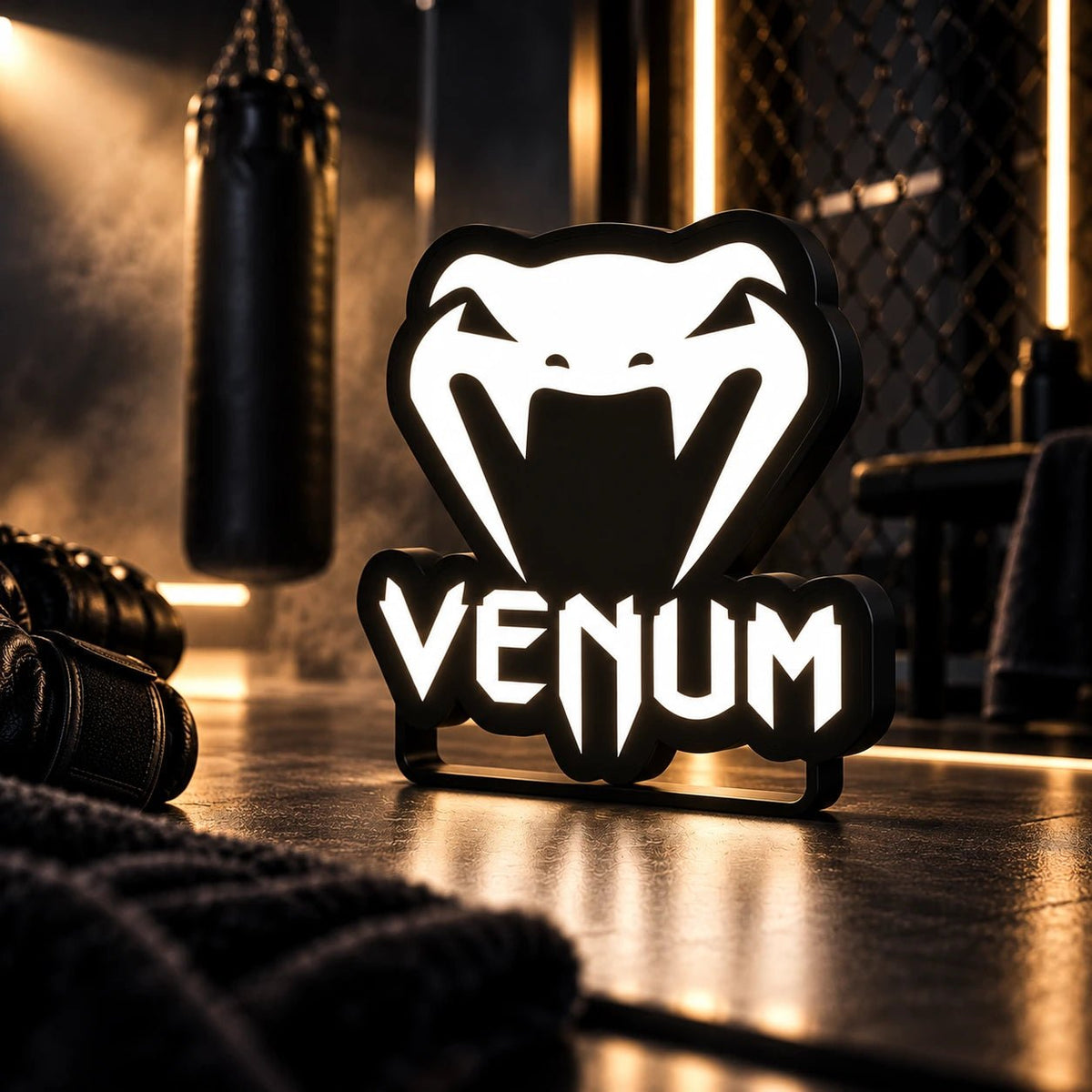 Lampe LED Venum RGB – Déco MMA & Sports de Combat - LampeGeek
