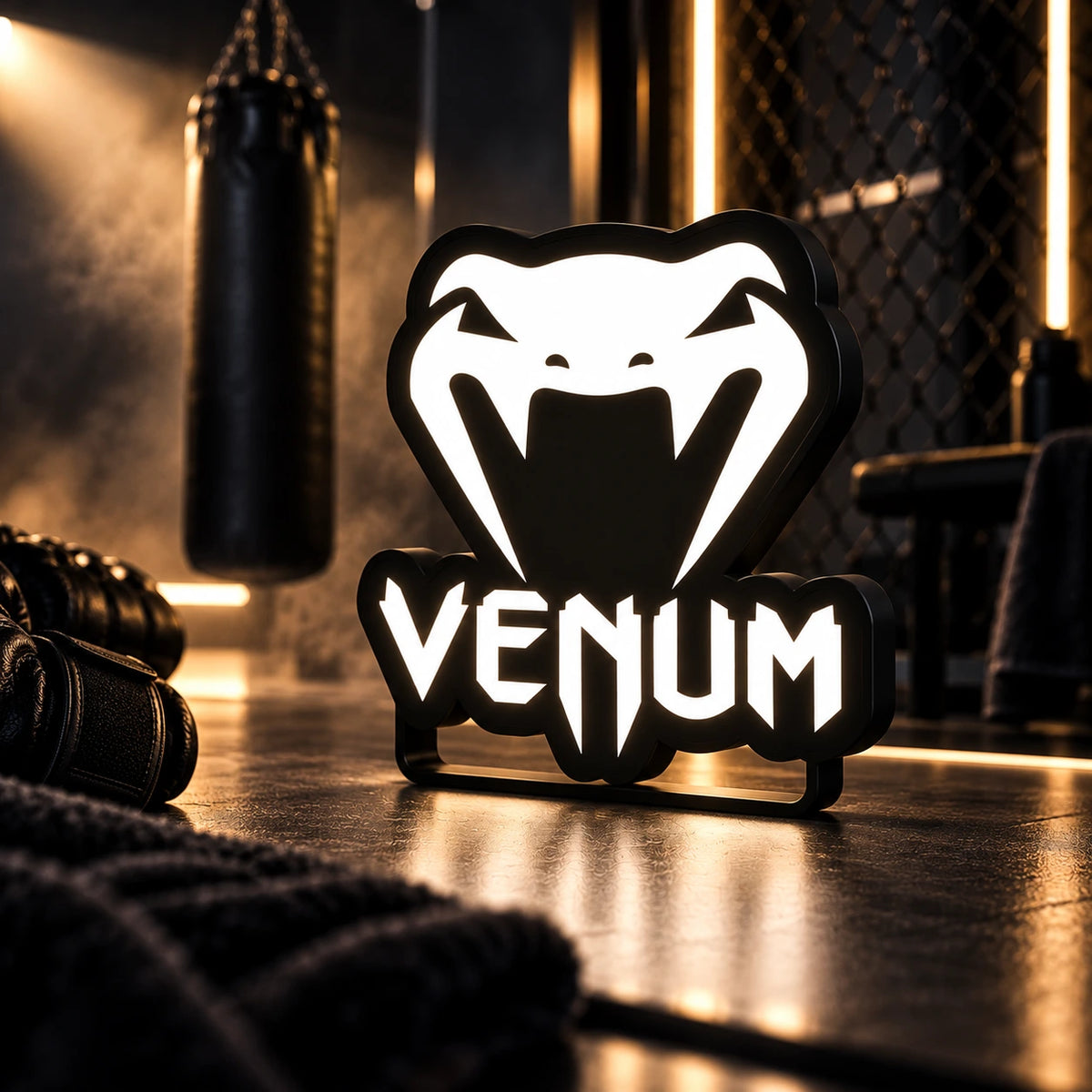 Lampe LED Venum RGB – Déco MMA & Sports de Combat